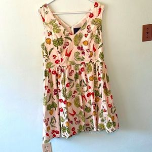 ModCloth vegetable dress. It has pockets! Size XL (I wear size 16; fits great).